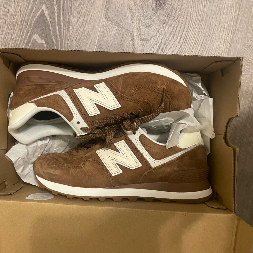 Womens New Balance